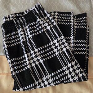 Black and white Plaid leggings One Size No Brand